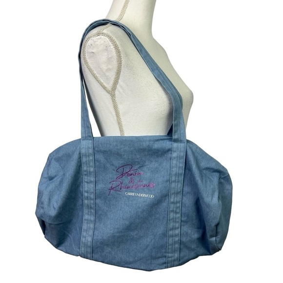 Carrie Underwood from VIP Tour  “Denim & Rhinestones” Blue Duffle Bag 22.5”x14” - Picture 1 of 8